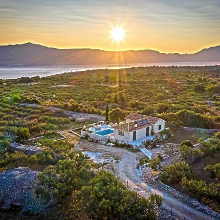 Villa Little Hill Postira Kültér fotó
